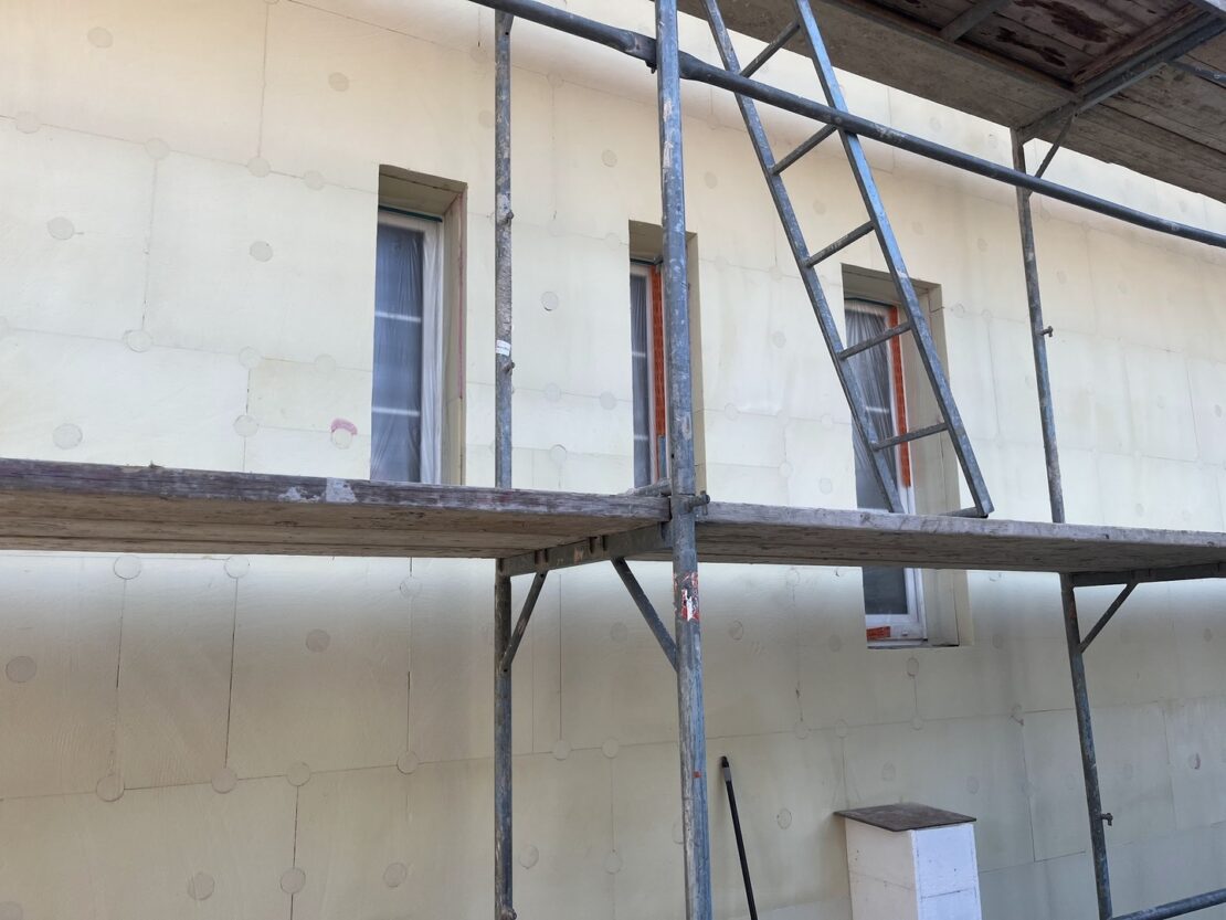 Instrukcja montażu płyt termoizolacyjnych EUROPIR® ETICS